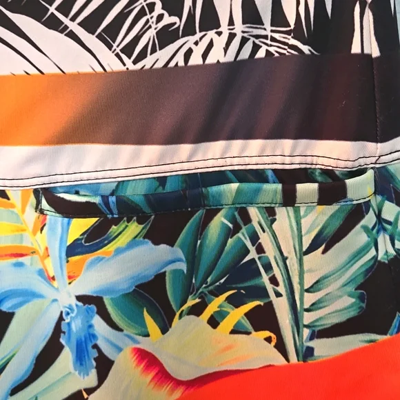 LUCKY IN LOVE Womens Bali Stripe Golf Skort sz Large (12) Multi Tropical Color - Picture 3 of 7